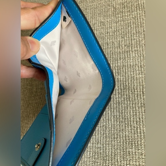 KATE Spade Wallet - Picture 9 of 14